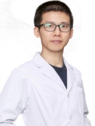 吴佳伟